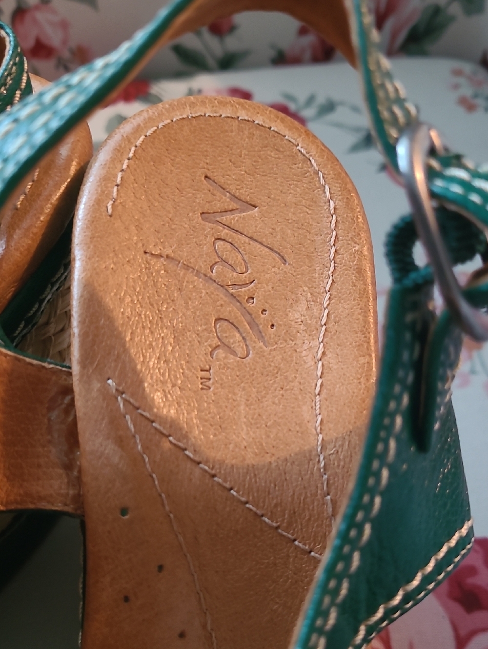 NAYA "Eternal" new never worn Green Leather Wedge Classic Sandal Size 9 M - Picture 4 of 8